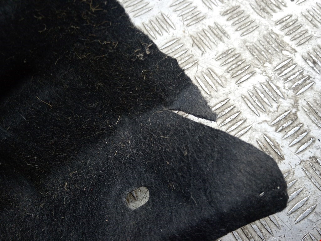 Локер (подкрылок) задний правый AUDI A4 B8 2007-2015