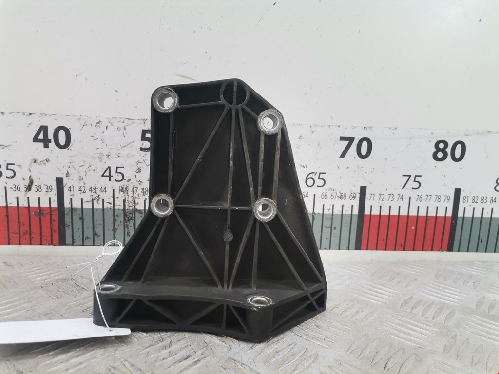 Кронштейн кондиционера BMW X3 E83 2003-2010