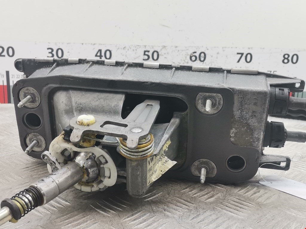 Кулиса (селектор) АКПП/МКПП в салоне SKODA Octavia A5 1Z- 2004-2013