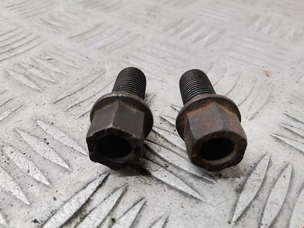 Болты SKODA Octavia A5 1Z- 2004-2013