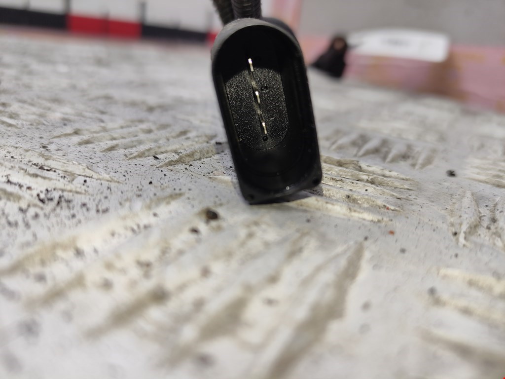 Датчик положения распредвала VOLKSWAGEN Golf IV 1997-2003