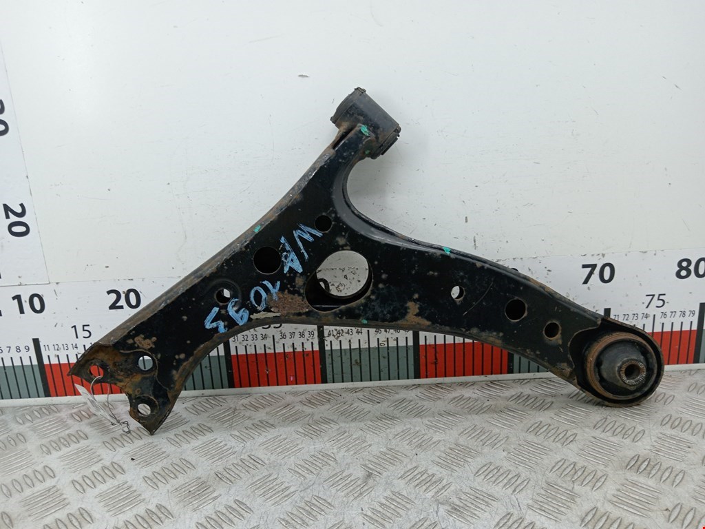 Рычаг передний правый TOYOTA RAV 4 XA20 2000-2005