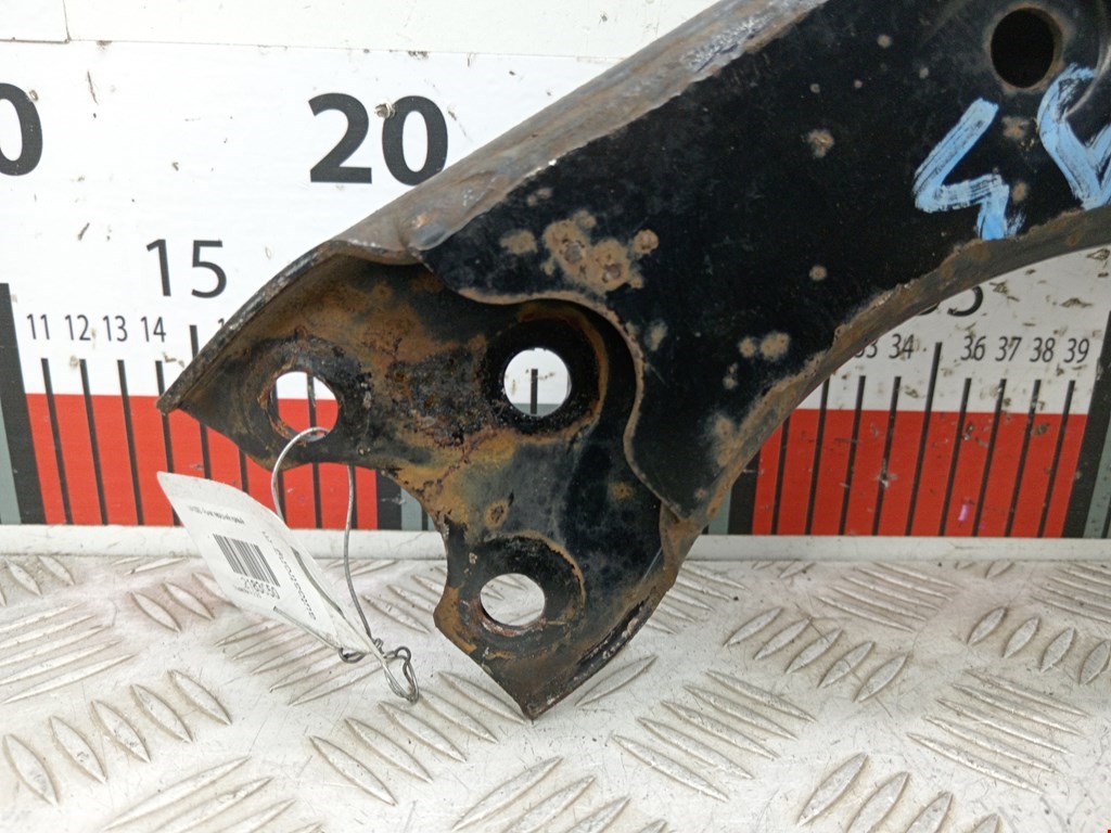 Рычаг передний правый TOYOTA RAV 4 XA20 2000-2005