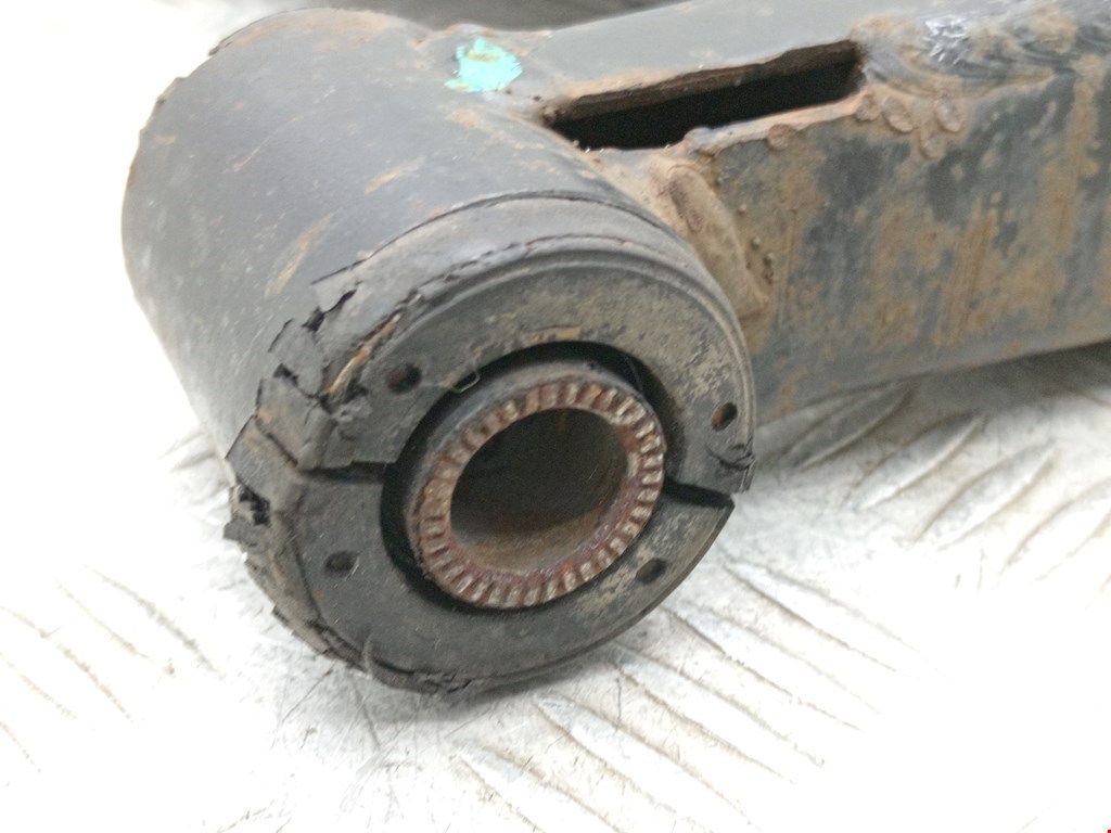 Рычаг передний правый TOYOTA RAV 4 XA20 2000-2005