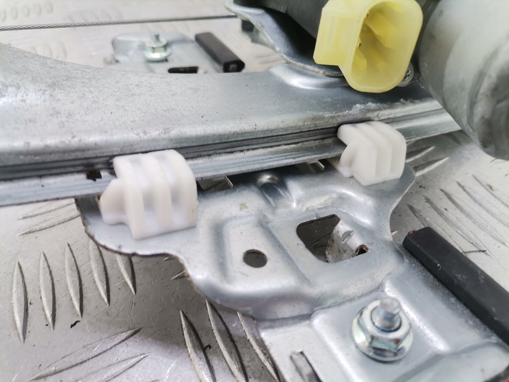 Стеклоподъемник задний правый CHEVROLET Cruze 2009-2015