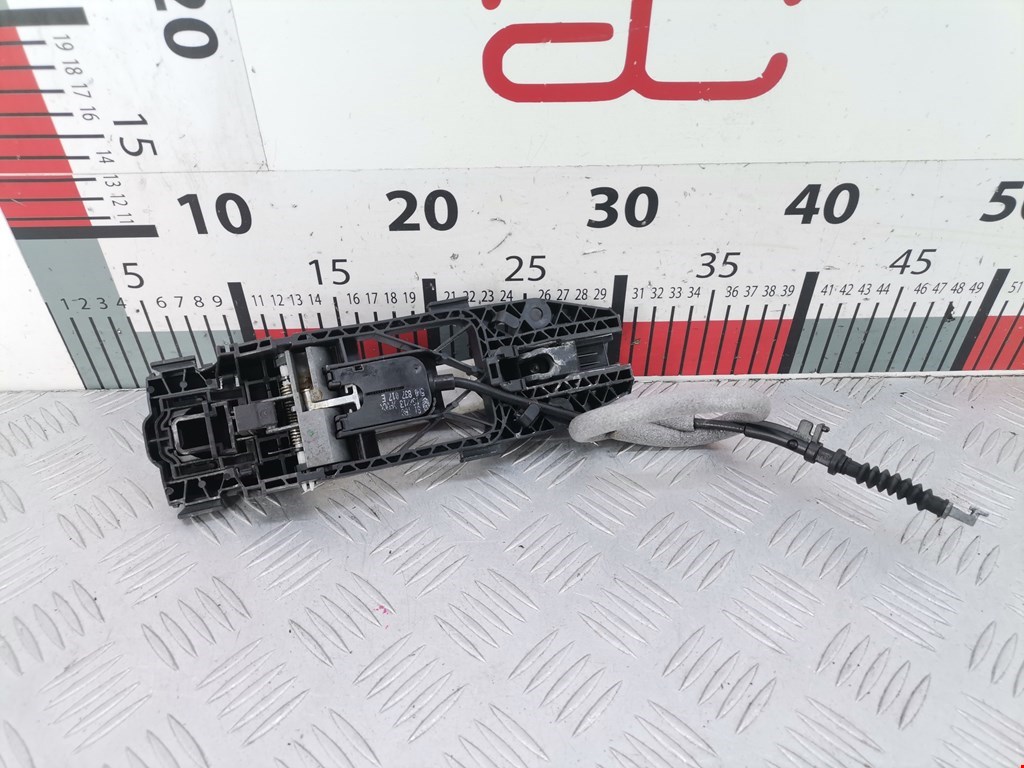 Ручка двери передней наружная левая SKODA Fabia MK2 5J 2007-2014