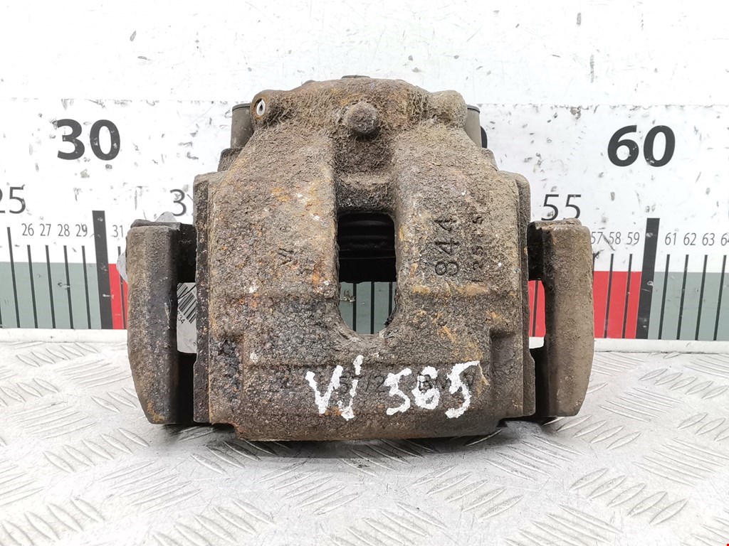 Суппорт передний левый BMW X3 E83 2003-2010