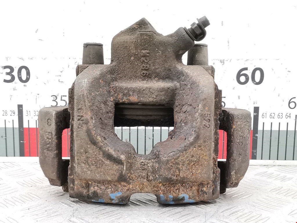 Суппорт передний правый BMW 3er E90/E91 2005-2012