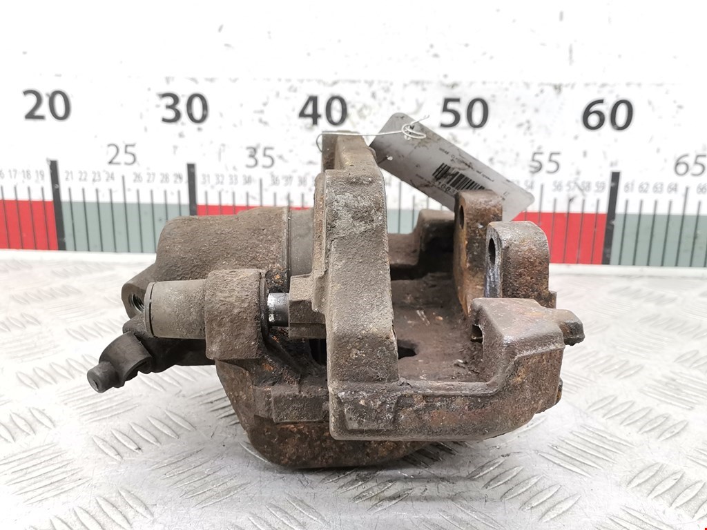 Суппорт передний правый BMW 3er E90/E91 2005-2012