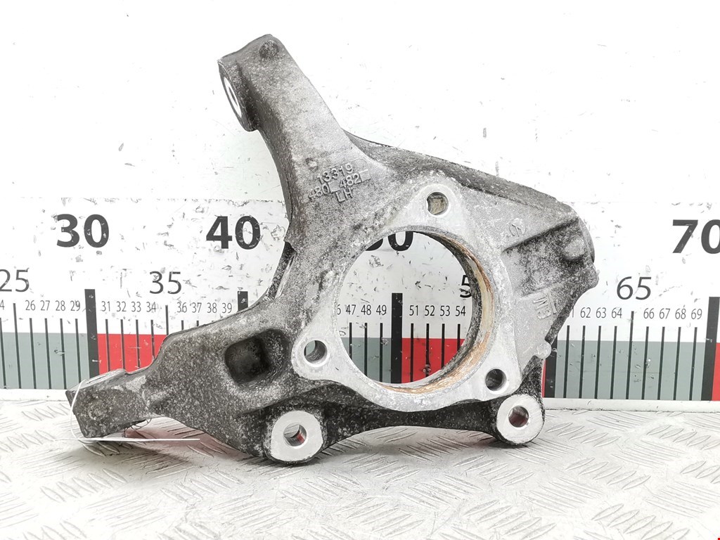 Кулак поворотный левый Opel Astra J (2009-2018)