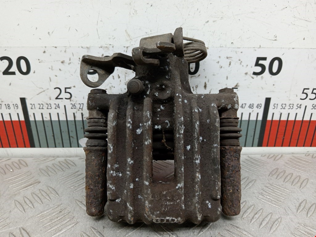 Суппорт задний левый VOLKSWAGEN Passat B5 1997-2005