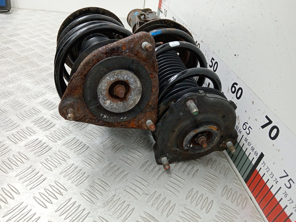 Амортизатор передний правый KIA Cee'd II 2012-2018