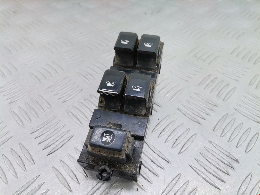 Блок управления стеклоподъемниками KIA Cee'd II 2012-2018