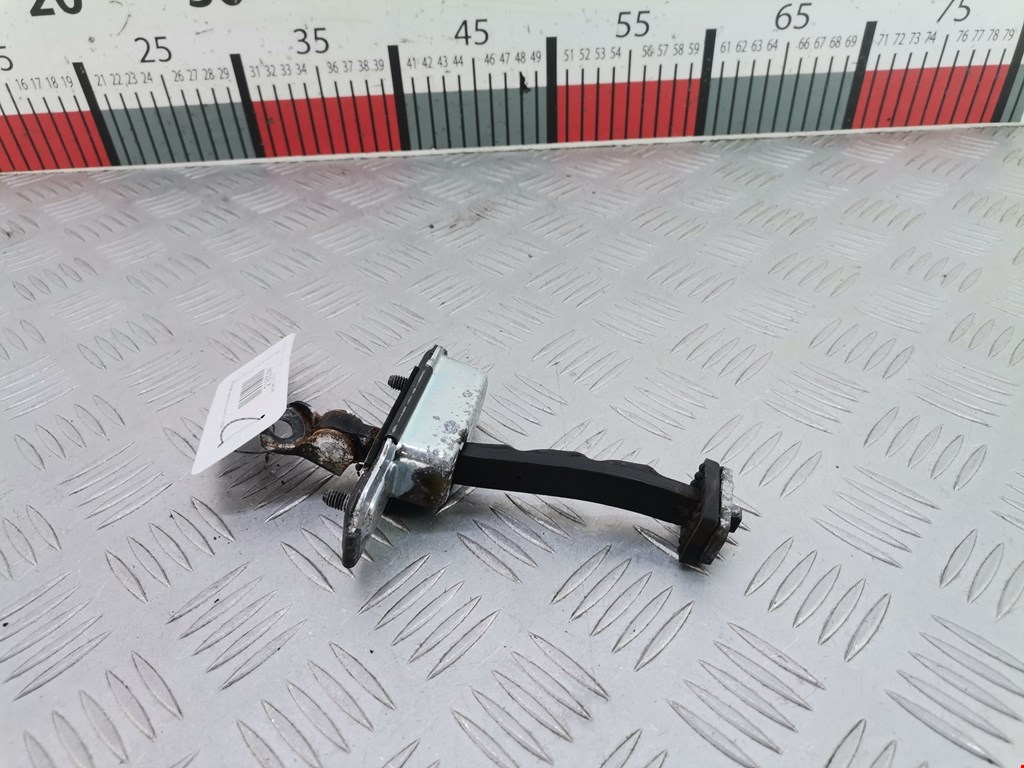 Ограничитель открывания двери KIA Cee'd II 2012-2018