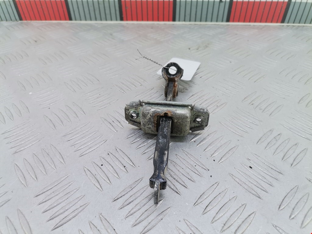 Ограничитель открывания двери KIA Cee'd II 2012-2018