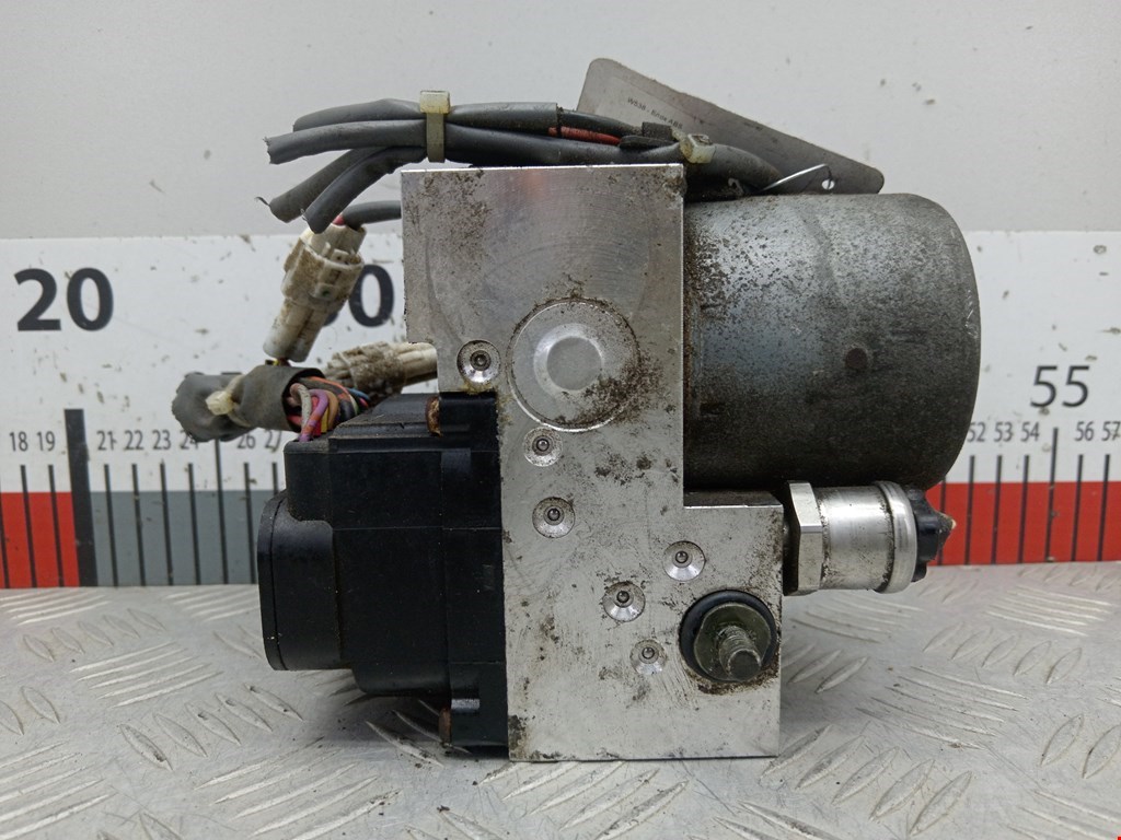 Блок ABS (насос) SUBARU Legacy 1998-2004