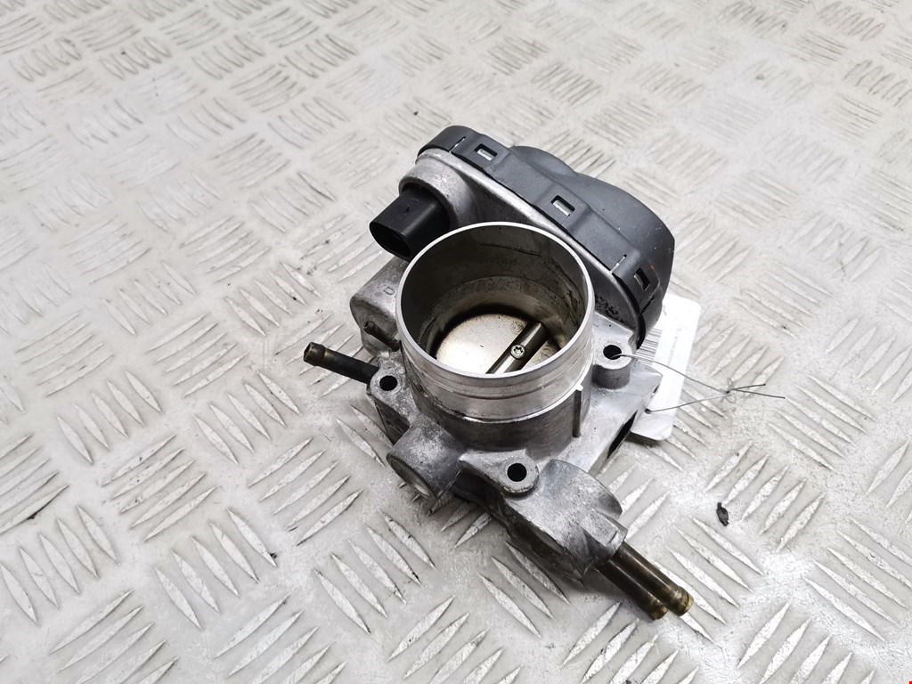 Заслонка дроссельная электрическая AUDI A4 B6 2001-2005