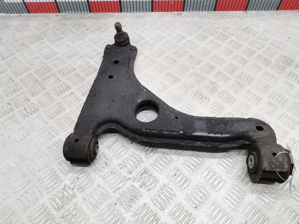 Рычаг передний правый OPEL Astra G 1998-2005