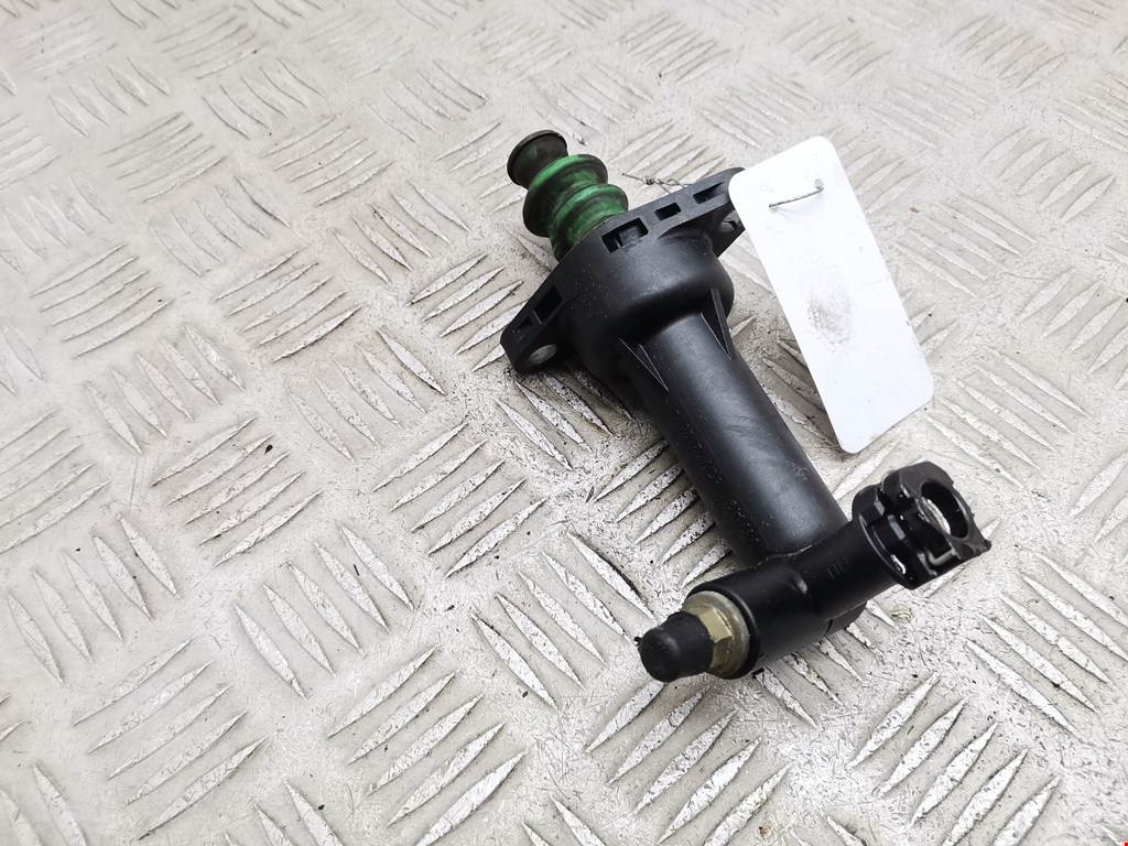 Цилиндр сцепления рабочий VOLKSWAGEN Polo III 1994-2001