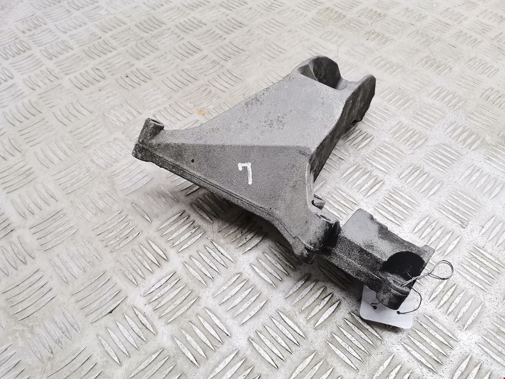 Кронштейн (крепление лапа) двигателя BMW 3-Series (E46) (1998-2007)