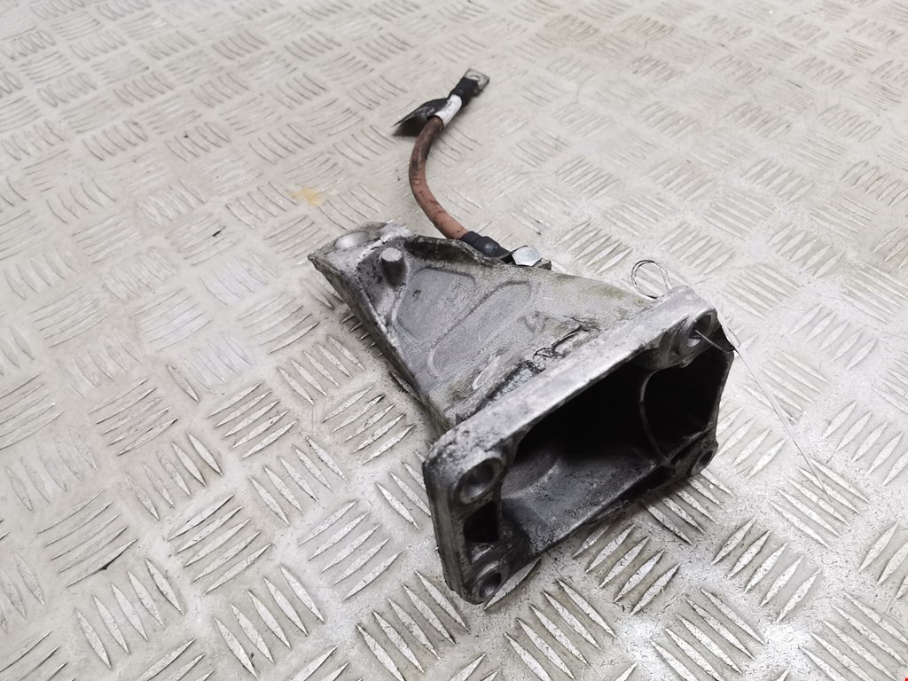 Кронштейн (крепление лапа) двигателя BMW 3-Series (E46) (1998-2007)