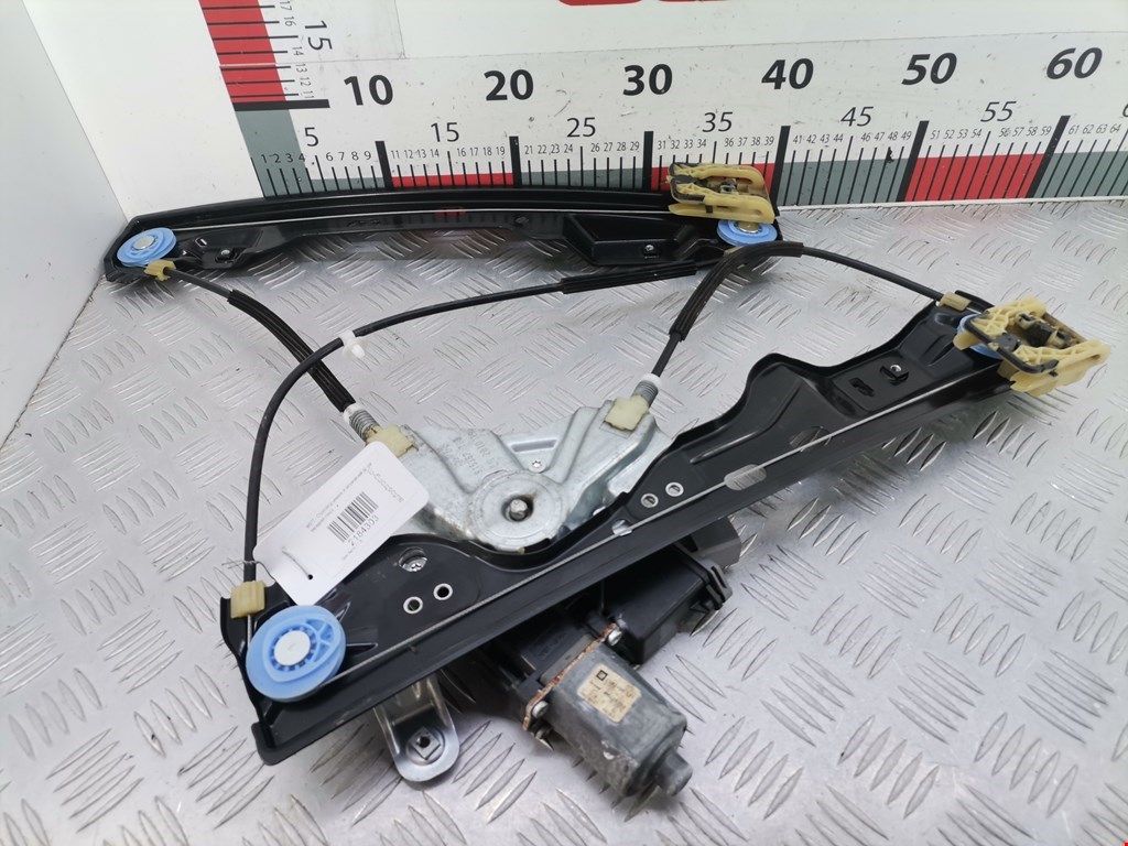 Стеклоподъемник электрический двери передней левой Opel Astra J (2009-2018)