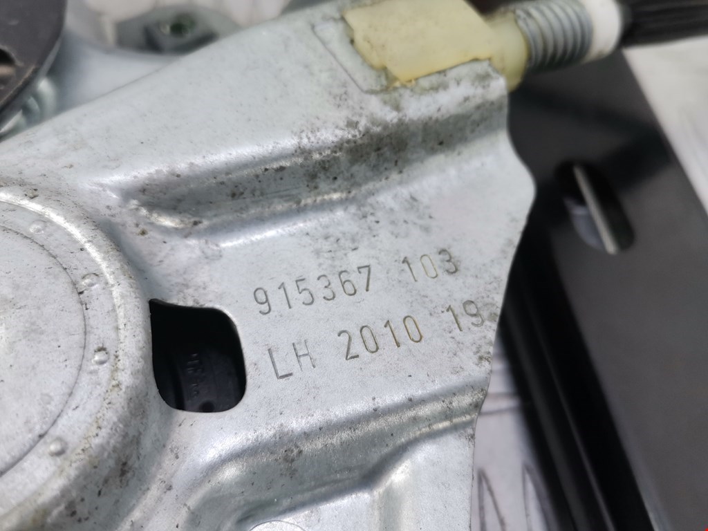 Стеклоподъемник передний левый OPEL Astra J 2009-2017