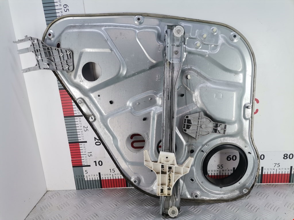 Стеклоподъемник задний правый HYUNDAI Santa Fe CM 2005-2012