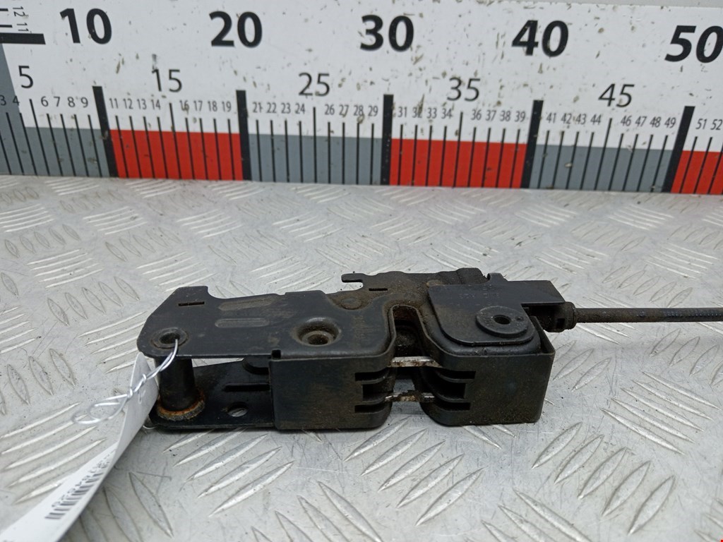 Замок капота AUDI A4 B8 2007-2015