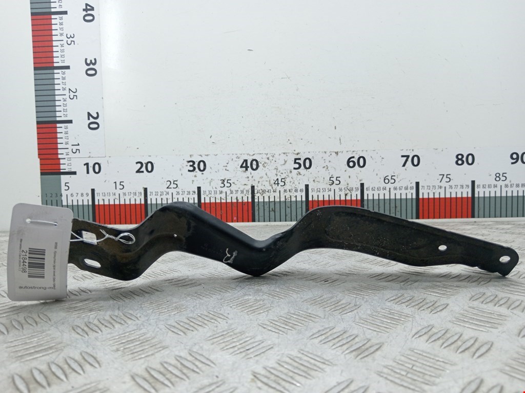 Кронштейн фары правый MERCEDES-BENZ C-Class C-klasse W204 2007-2015