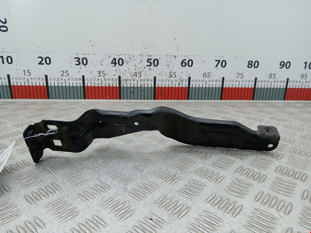 Кронштейн фары левый MERCEDES-BENZ C-Class C-klasse W204 2007-2015