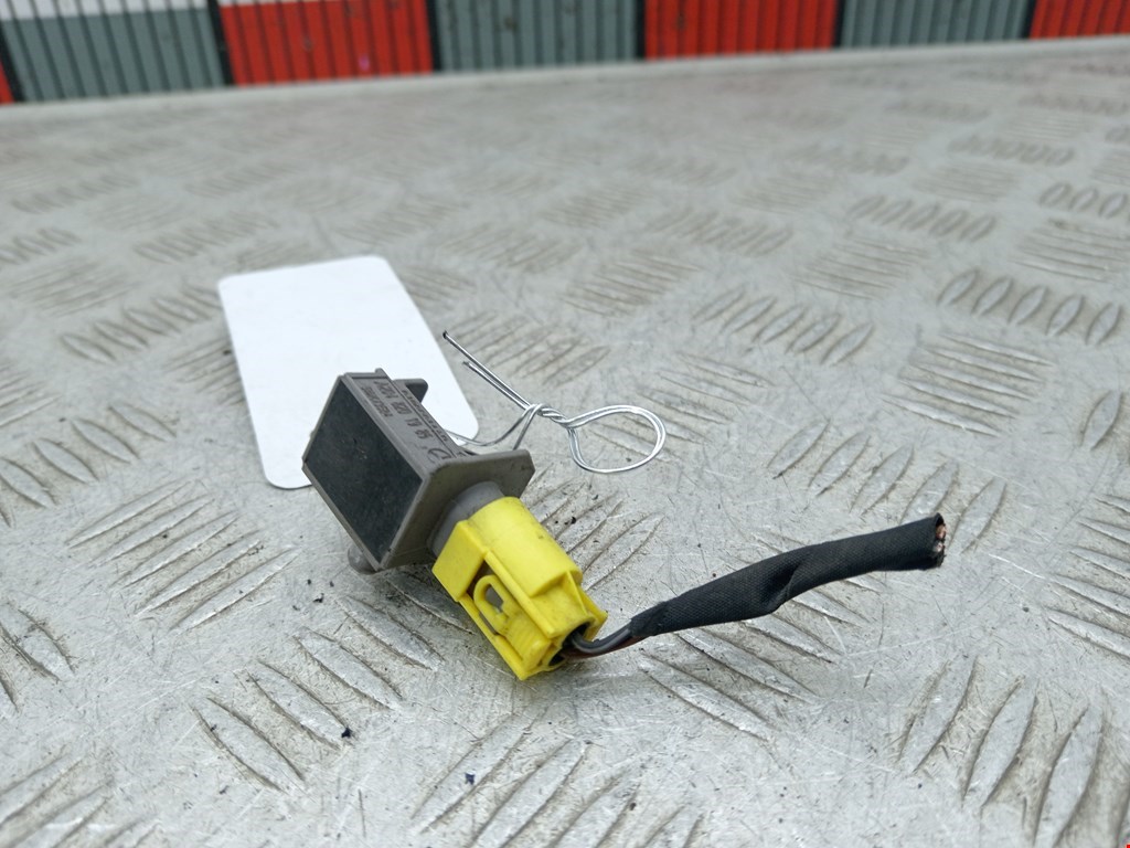 Датчик AIR BAG (подушек безопасности) MERCEDES-BENZ C-Class C-klasse W204 2007-2015