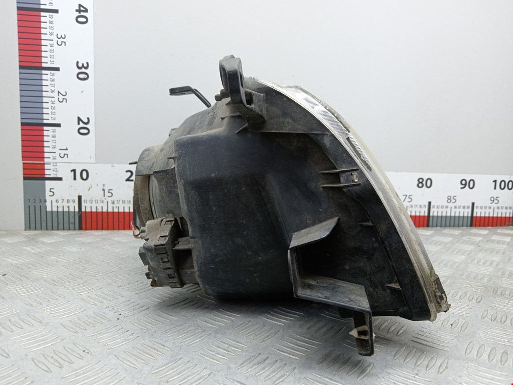 Фара левая MITSUBISHI Pajero III 2000-2006