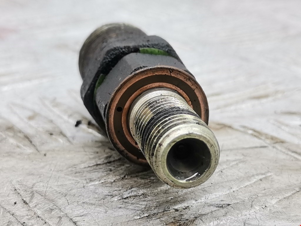 Форсунка дизельная механическая NISSAN Elgrand E50 1997-2002