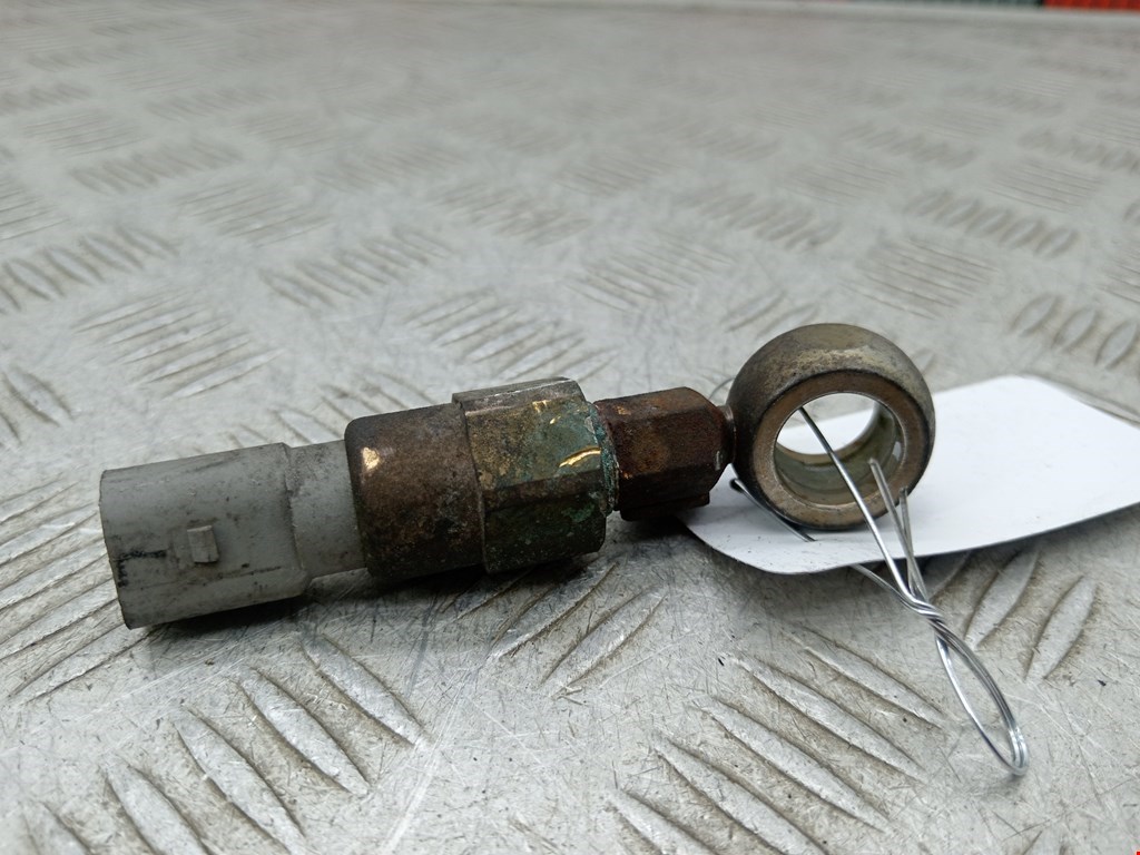 Датчик давления масла VOLKSWAGEN Beetle A4 1998-2010