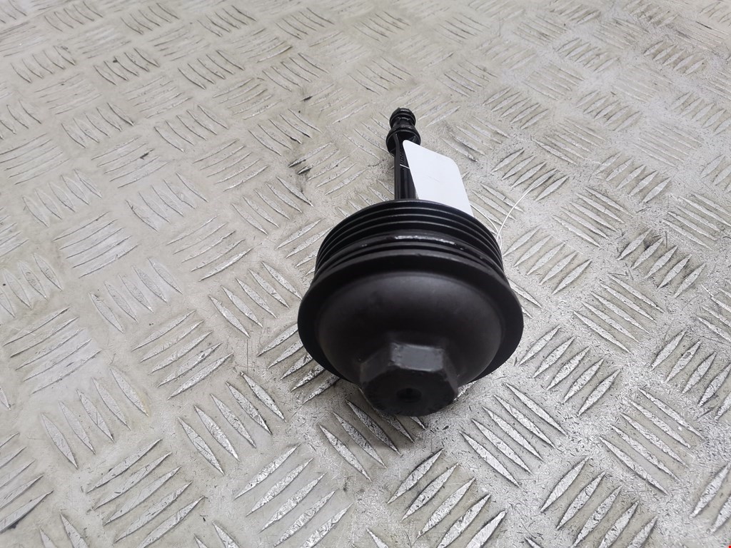 Крышка масляного фильтра AUDI A4 B8 2007-2015