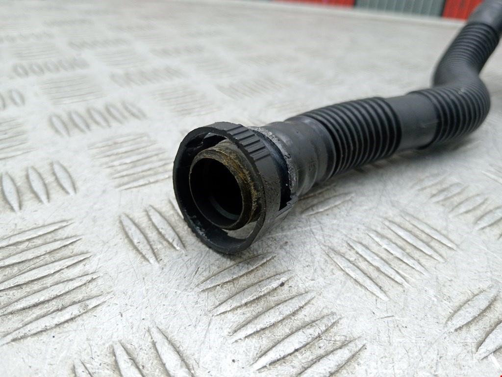 Трубка картерных газов VOLKSWAGEN Beetle A4 1998-2010