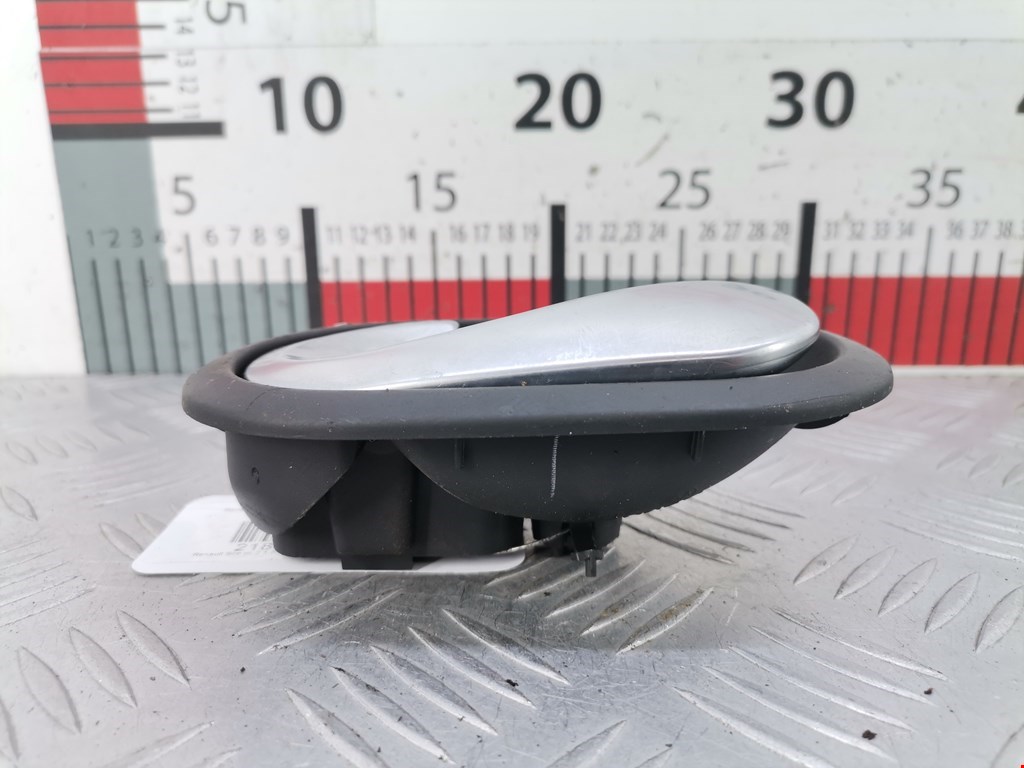 Ручка дверная передняя внутренняя левая RENAULT Scenic II 2003-2010