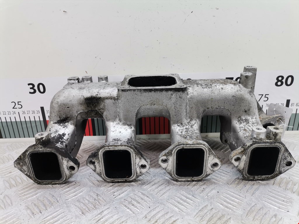 Коллектор впускной NISSAN Elgrand E50 1997-2002