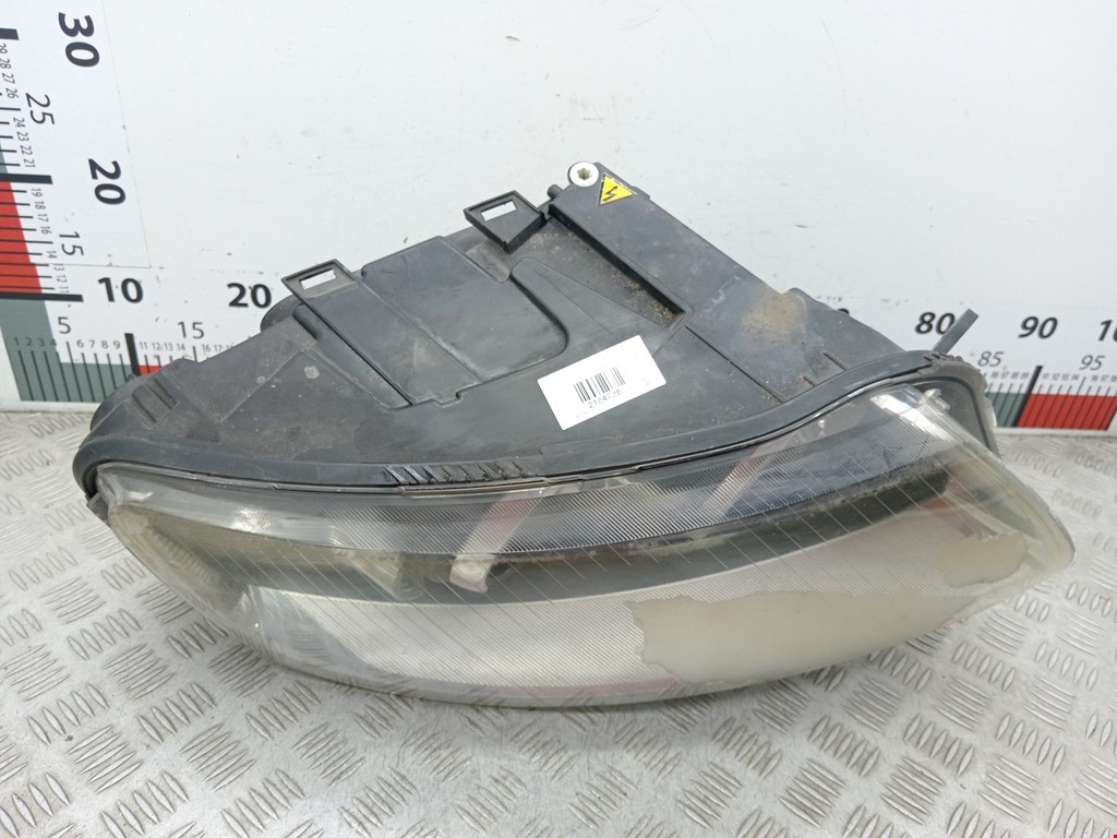 Фара правая AUDI A6 C6 2004-2010