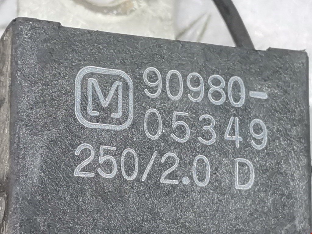 Коммутатор TOYOTA RAV 4 XA20 2000-2005