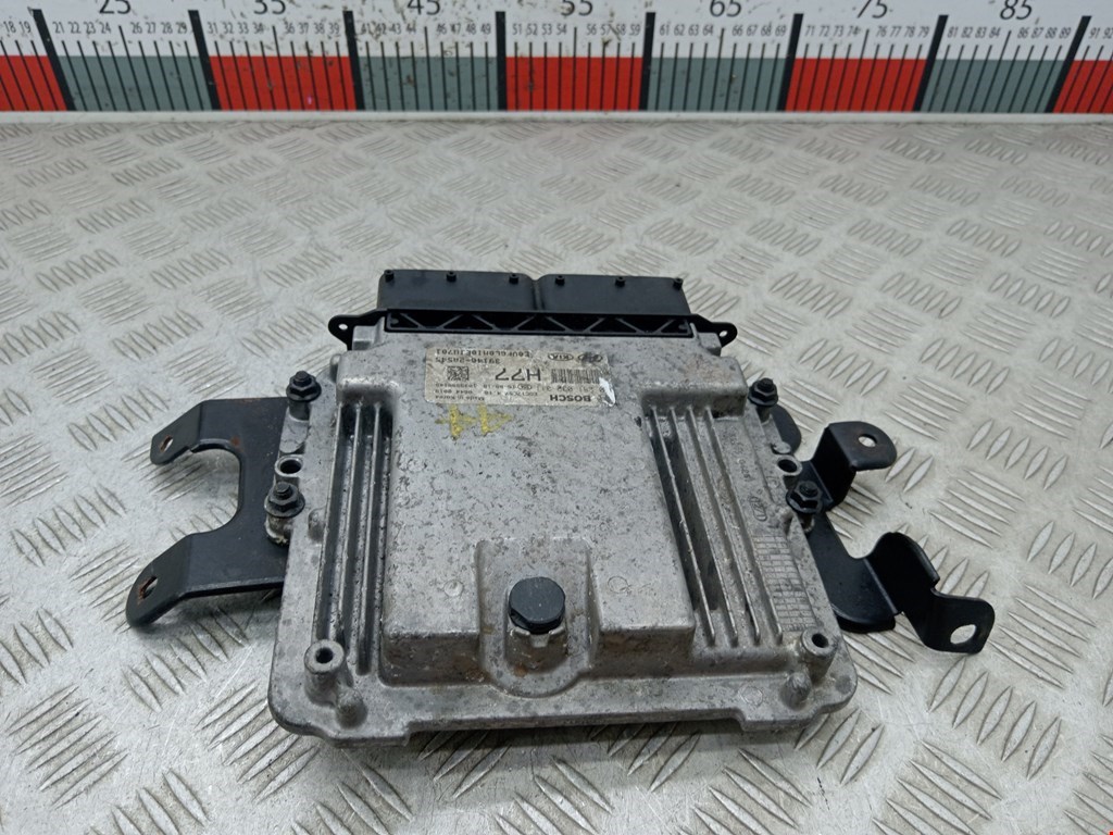 Блок управления двигателя (ЭБУ) HYUNDAI i40 2011-2019