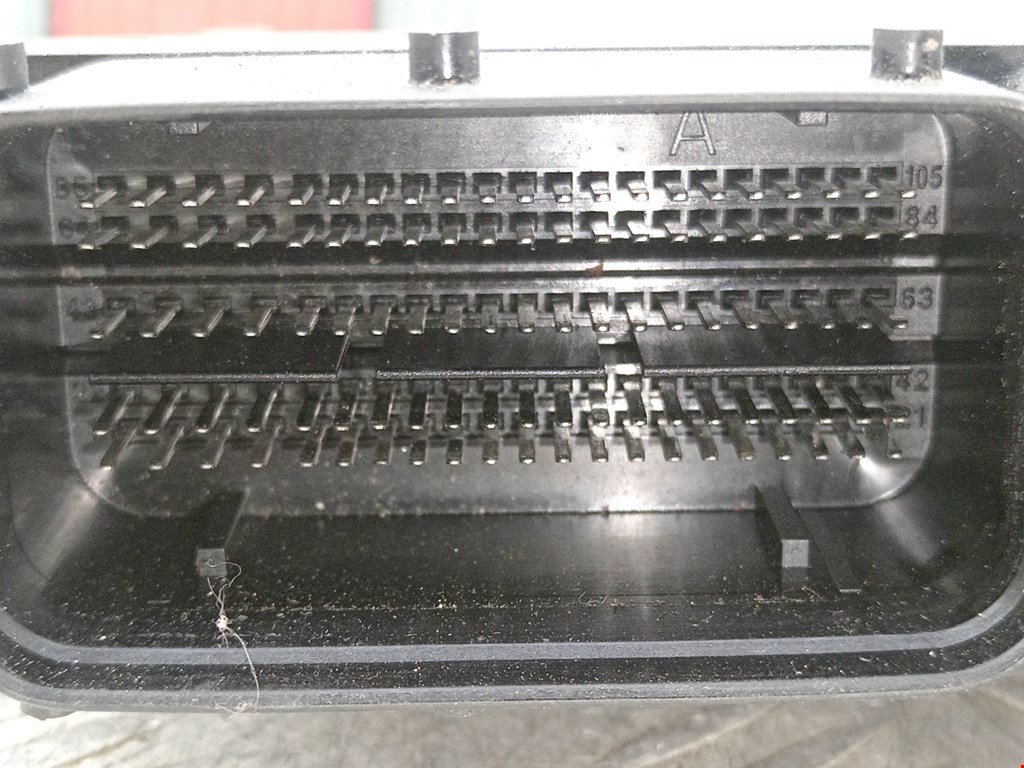 Блок управления двигателя (ЭБУ) HYUNDAI i40 2011-2019