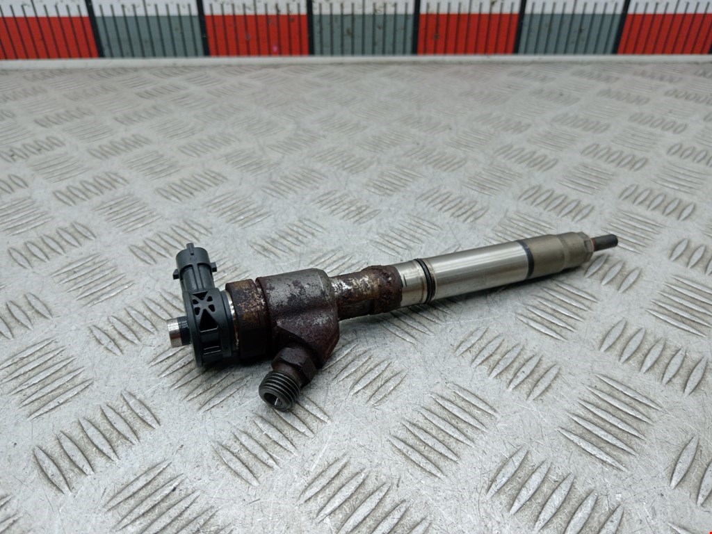 Форсунка дизельная электрическая HYUNDAI i40 2011-2019