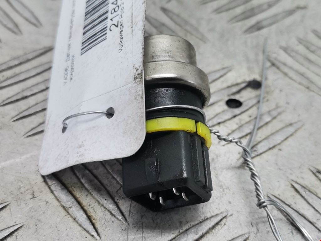 Датчик температуры (охлаждающей жидкости) VOLKSWAGEN Polo III 1994-2001