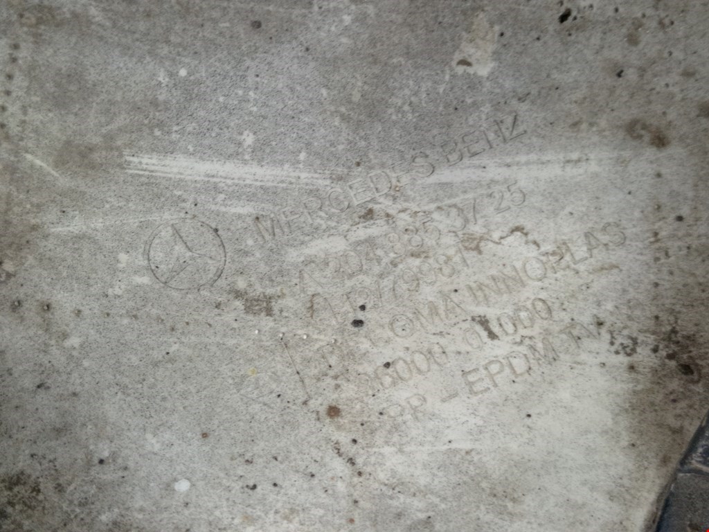 Бампер передний MERCEDES-BENZ C-Class C-klasse W204 2007-2015