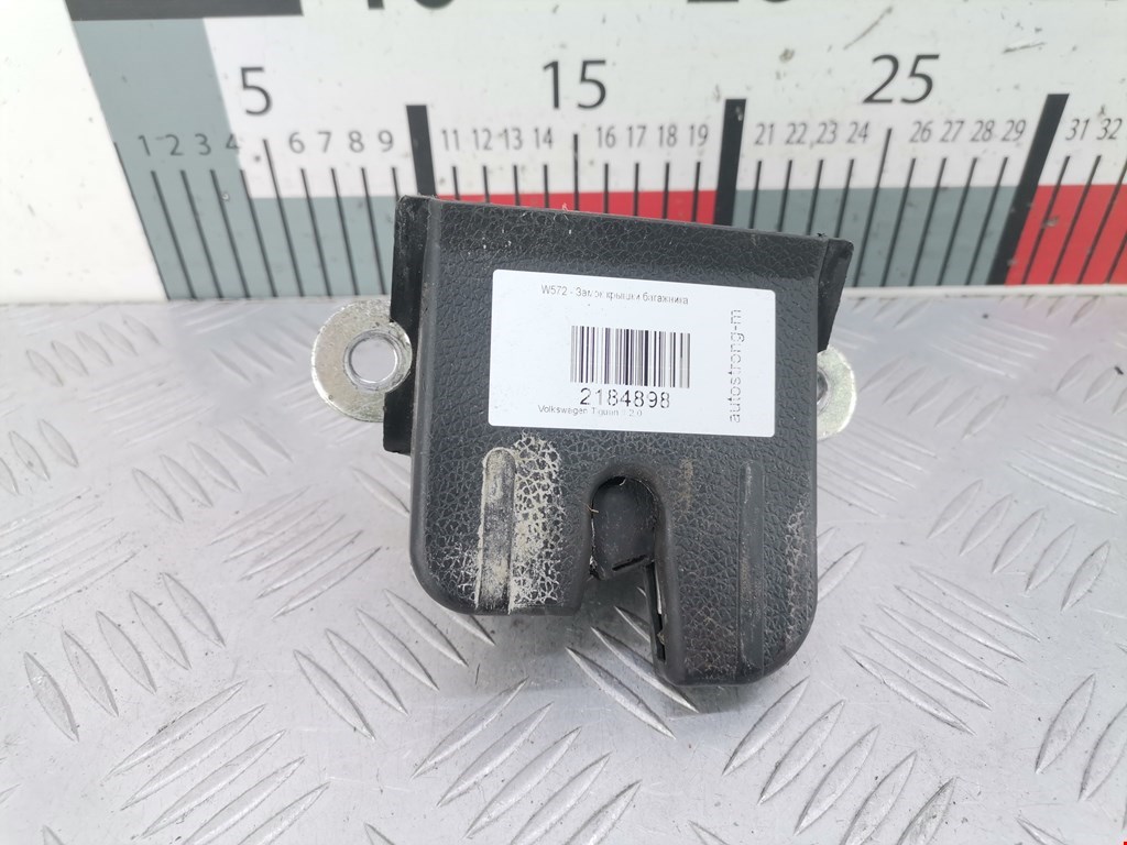 Замок багажника (крышки двери) VOLKSWAGEN Tiguan 2007-2016