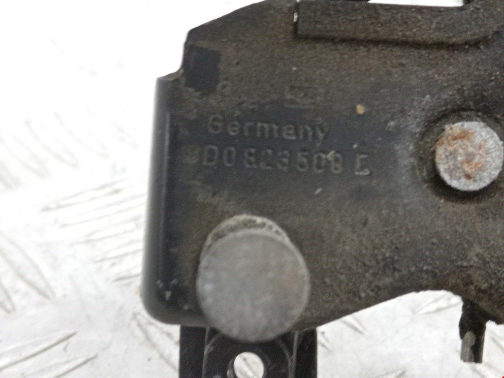 Замок капота AUDI A4 B5 1995-2001
