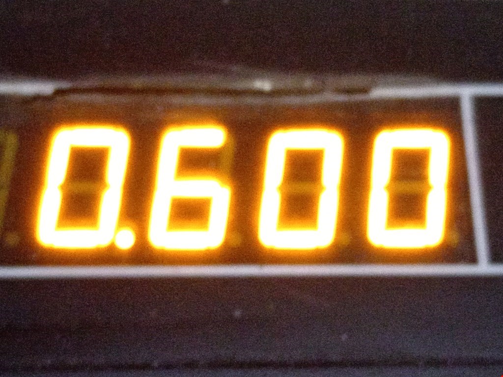 Решетка радиатора VOLKSWAGEN Golf III 1991-1997