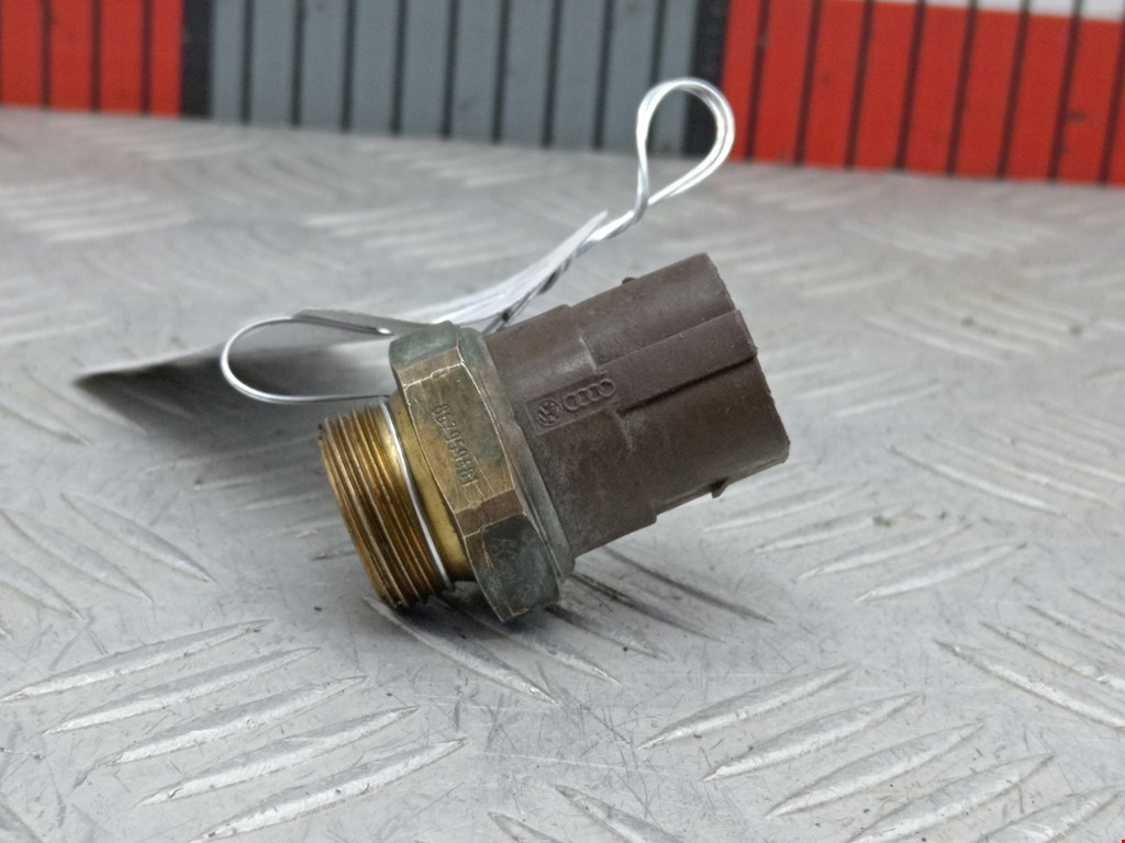 Датчик температуры (охлаждающей жидкости) VOLKSWAGEN Golf III 1991-1997